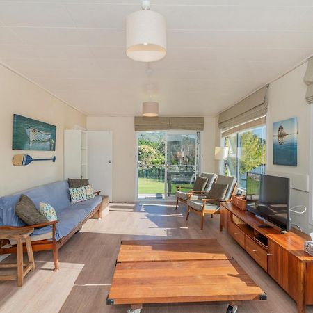 Hahei Kiwi Bach - Hahei Holiday Home ภายนอก รูปภาพ