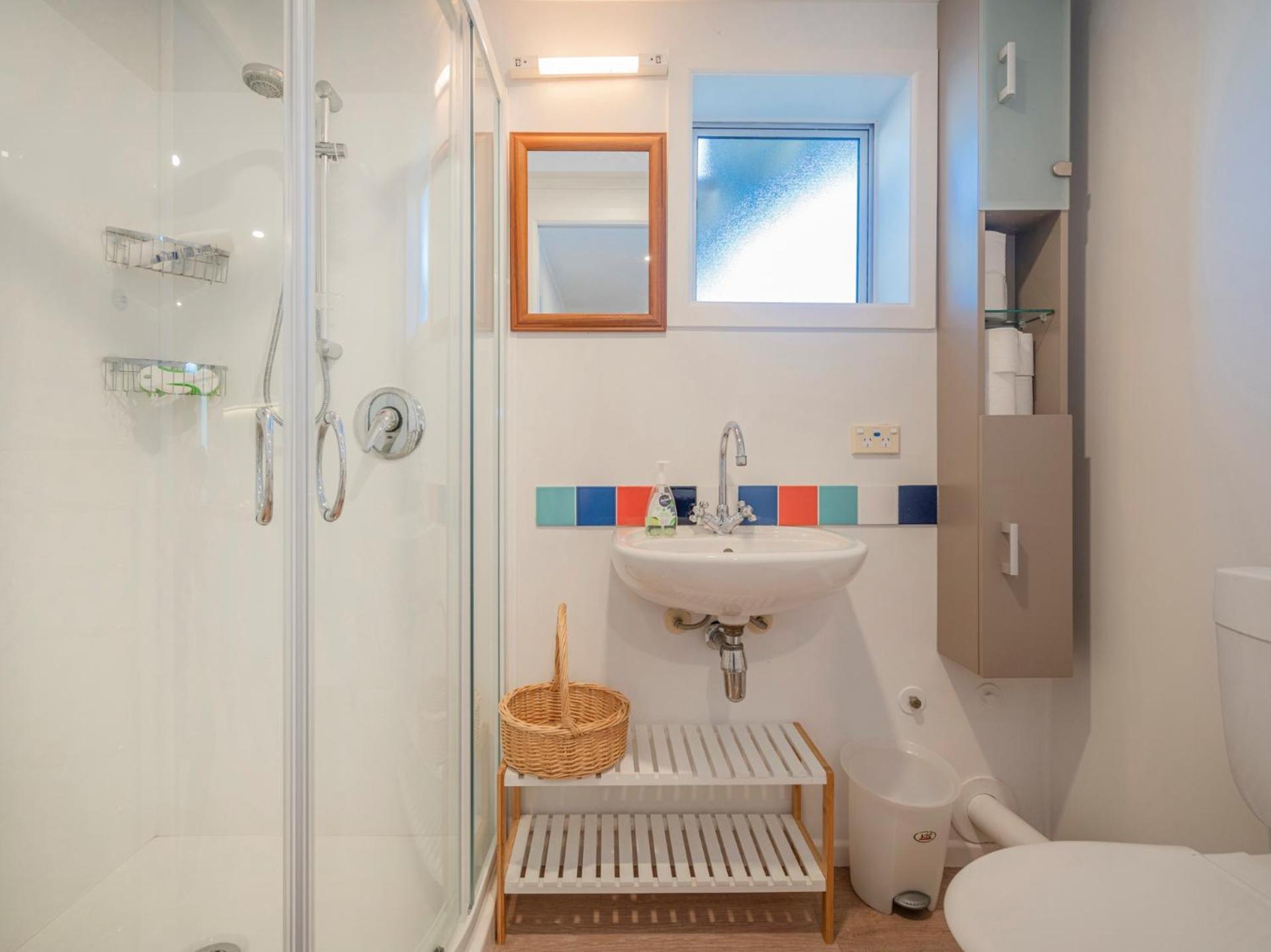 Hahei Kiwi Bach - Hahei Holiday Home ภายนอก รูปภาพ