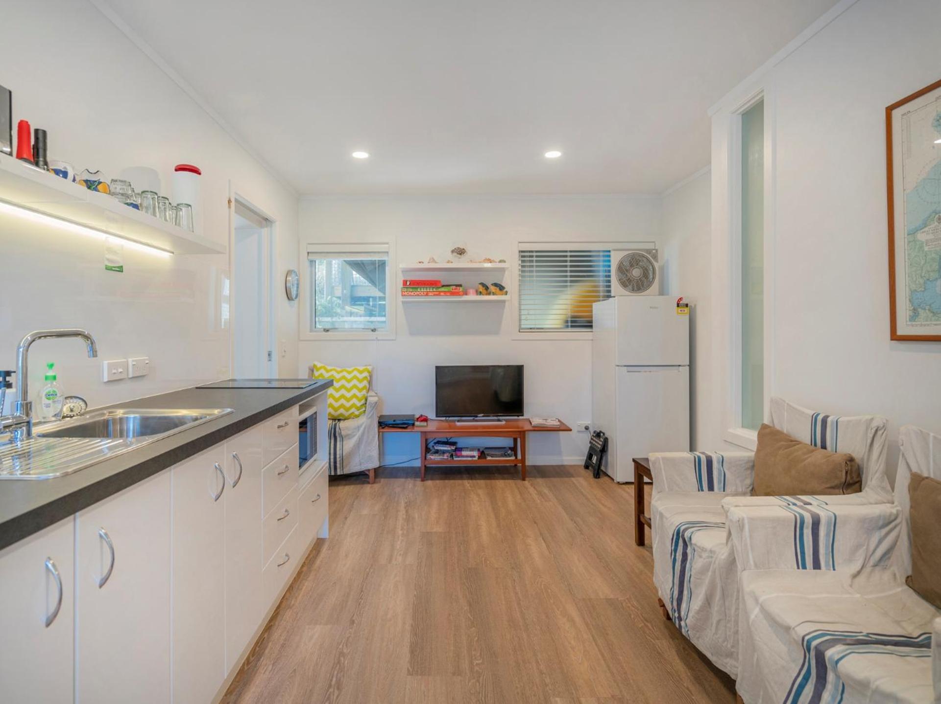 Hahei Kiwi Bach - Hahei Holiday Home ภายนอก รูปภาพ
