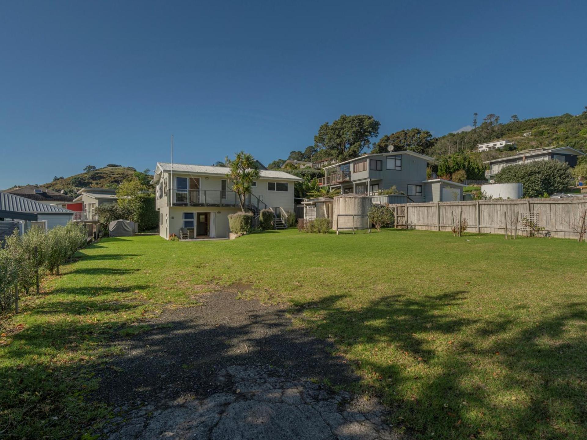 Hahei Kiwi Bach - Hahei Holiday Home ภายนอก รูปภาพ