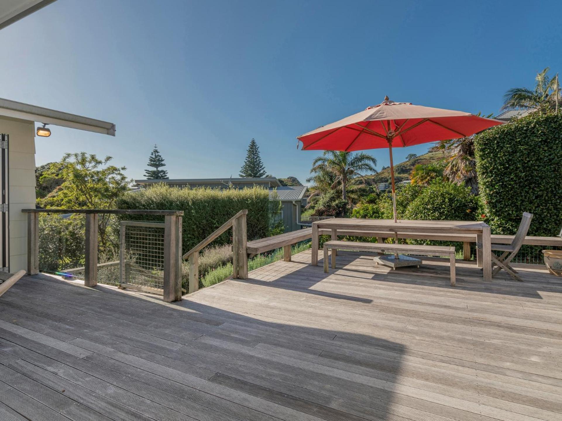 Hahei Kiwi Bach - Hahei Holiday Home ภายนอก รูปภาพ
