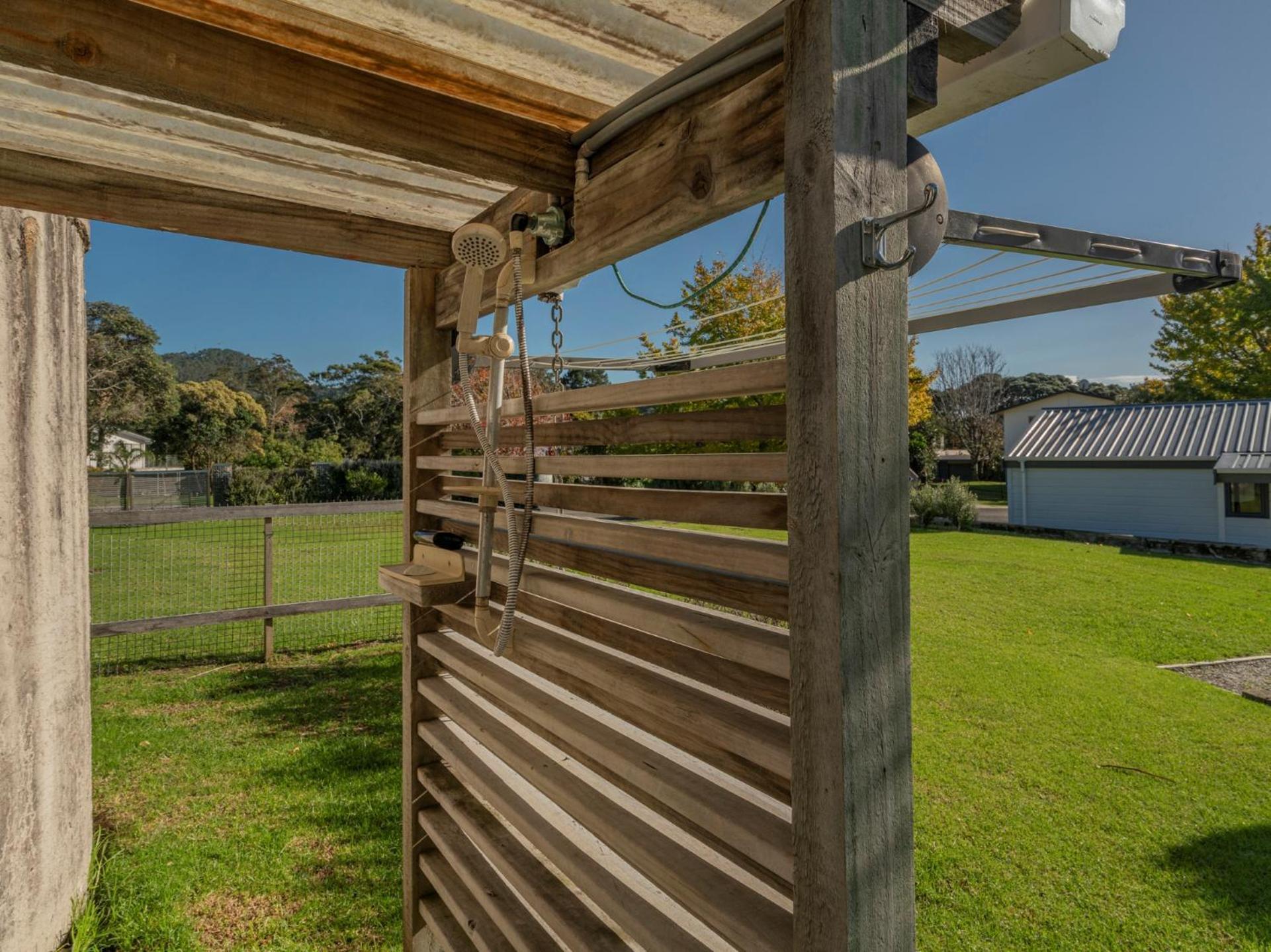 Hahei Kiwi Bach - Hahei Holiday Home ภายนอก รูปภาพ