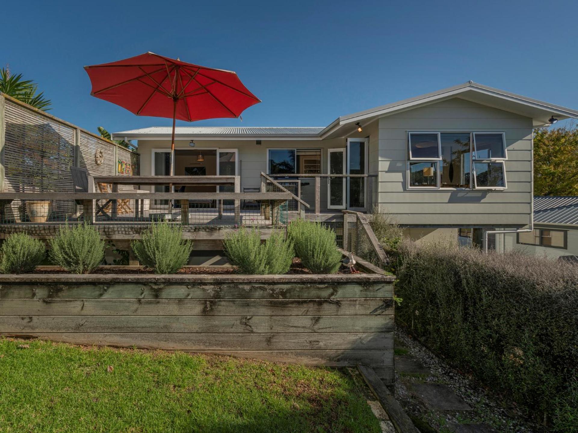 Hahei Kiwi Bach - Hahei Holiday Home ภายนอก รูปภาพ